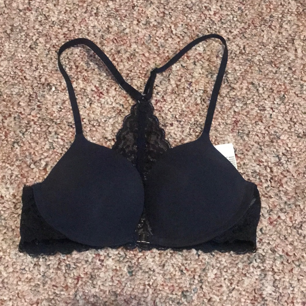 Hollister bra